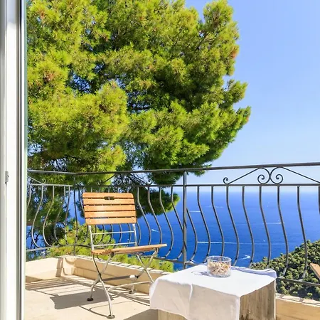 Sea View Between And Monaco - 1 Apartment *